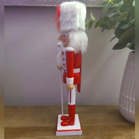 🍬Peppermint Candy Swirl Nutcracker Christmas Holiday Decor - Picture 3 of 8